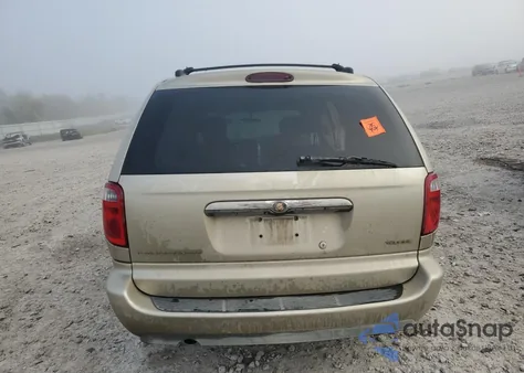 2005 Chrysler Town & Country Touring z USA, uszkodzony, nr VIN 2C4GP54L15R600583